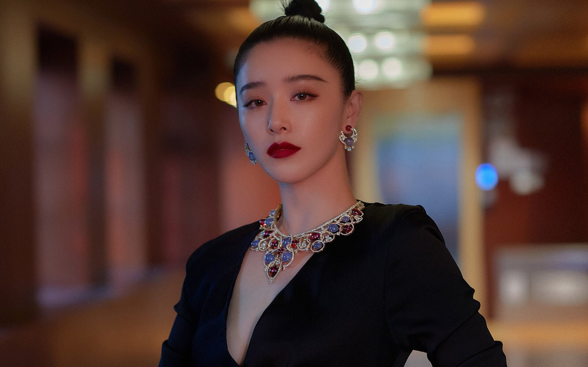 布里斯托流浪者稳扎稳打，海港之队步步为营，布里斯托流浪者对斯文登